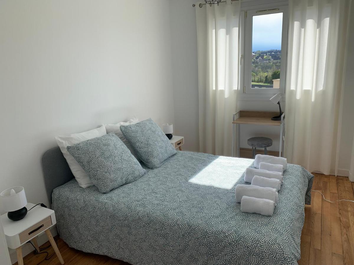 Lacolline-Ponthebert,Com - Appartement Entier Renove -Grand Parking Gratuit, Tout Equipe, Confortable, Netflix Et Amazon Prime Gratuits Et Illimites, Matelas Emma, Lave Linge, Vue Sur La Vallee, Rdc Dış mekan fotoğraf