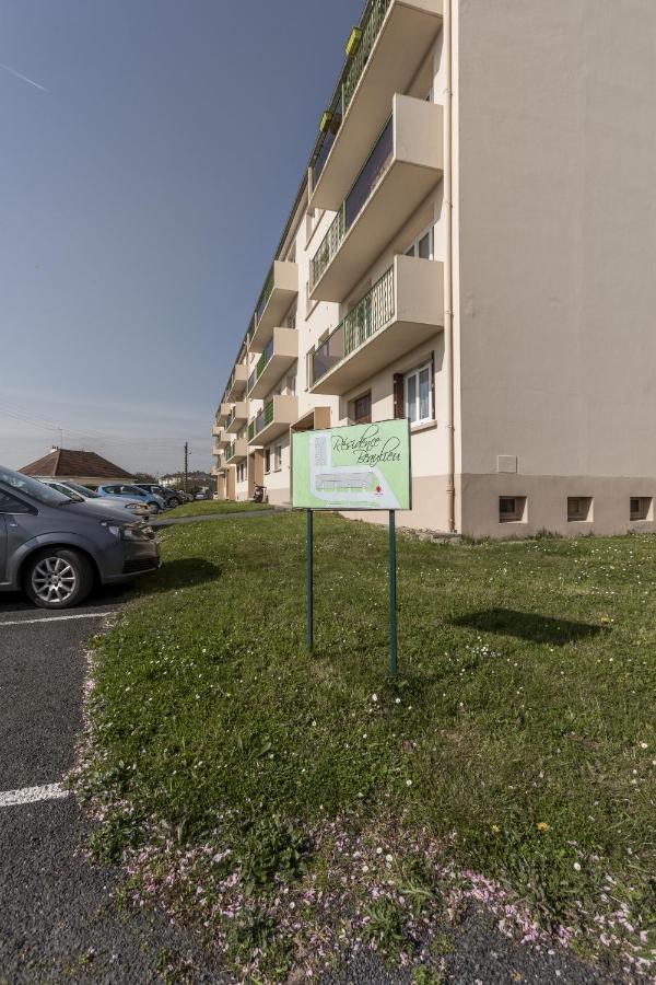 Lacolline-Ponthebert,Com - Appartement Entier Renove -Grand Parking Gratuit, Tout Equipe, Confortable, Netflix Et Amazon Prime Gratuits Et Illimites, Matelas Emma, Lave Linge, Vue Sur La Vallee, Rdc Dış mekan fotoğraf