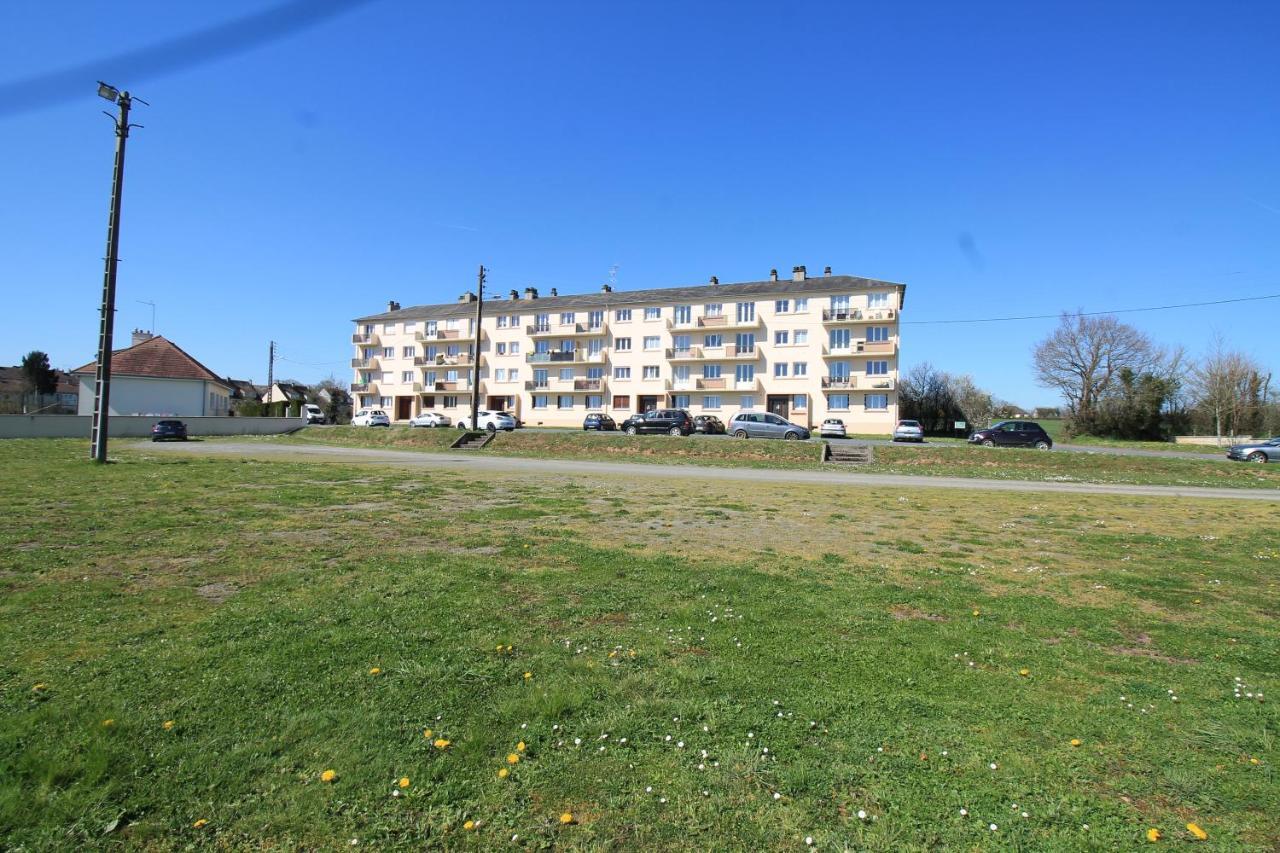 Lacolline-Ponthebert,Com - Appartement Entier Renove -Grand Parking Gratuit, Tout Equipe, Confortable, Netflix Et Amazon Prime Gratuits Et Illimites, Matelas Emma, Lave Linge, Vue Sur La Vallee, Rdc Dış mekan fotoğraf