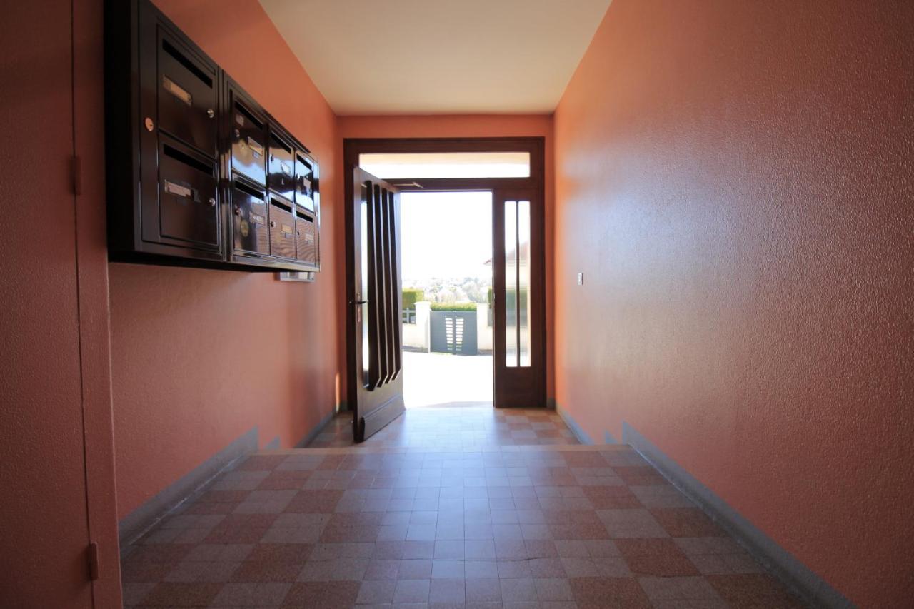 Lacolline-Ponthebert,Com - Appartement Entier Renove -Grand Parking Gratuit, Tout Equipe, Confortable, Netflix Et Amazon Prime Gratuits Et Illimites, Matelas Emma, Lave Linge, Vue Sur La Vallee, Rdc Dış mekan fotoğraf